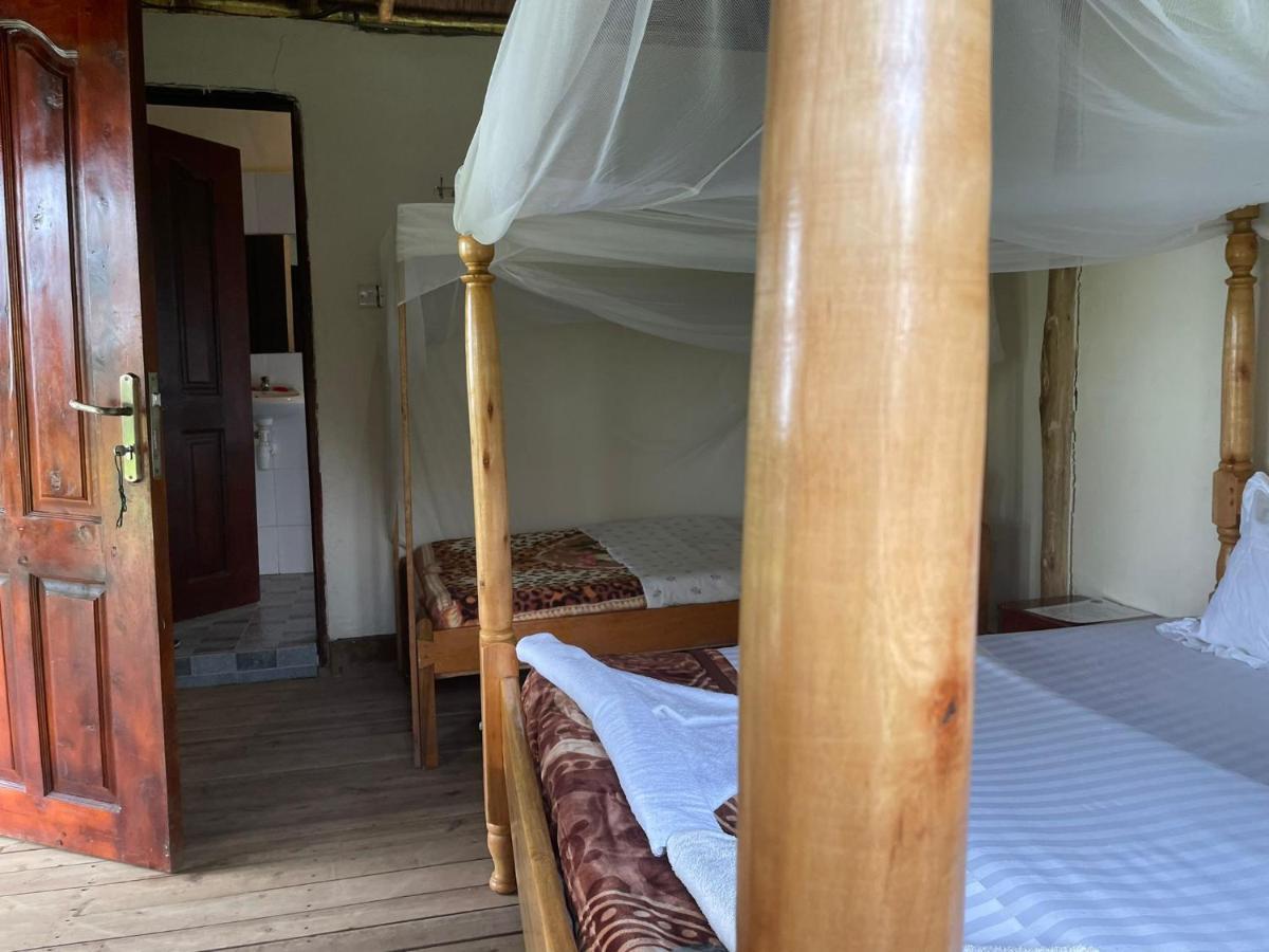 Lake Nkuruba Nature Reserve Hotell Durama Eksteriør bilde