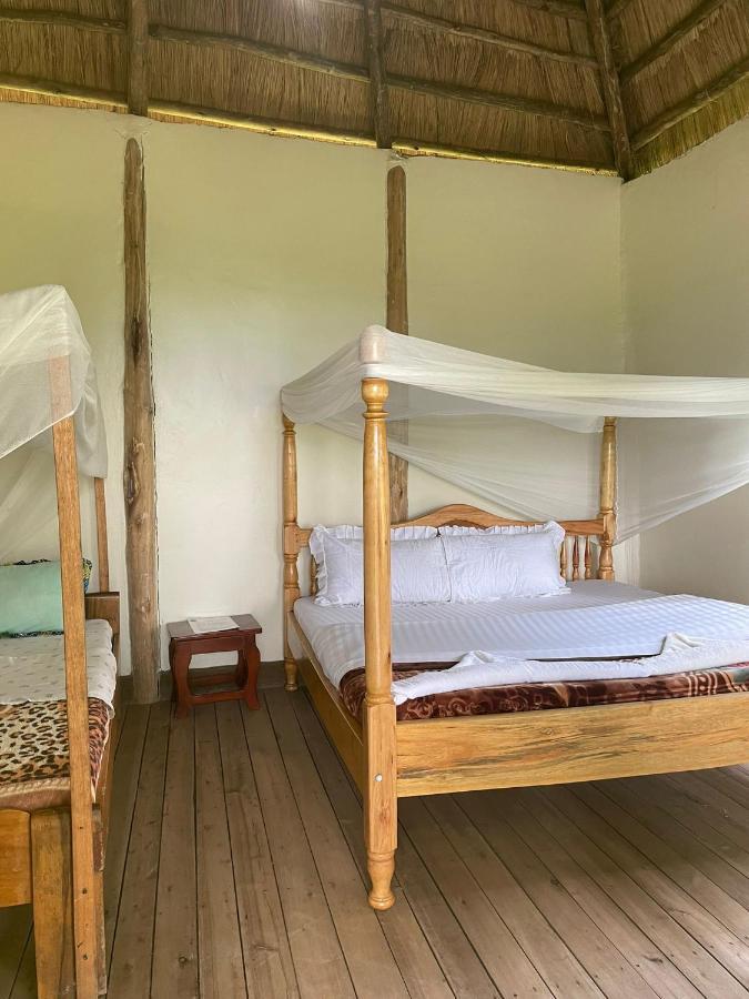Lake Nkuruba Nature Reserve Hotell Durama Eksteriør bilde