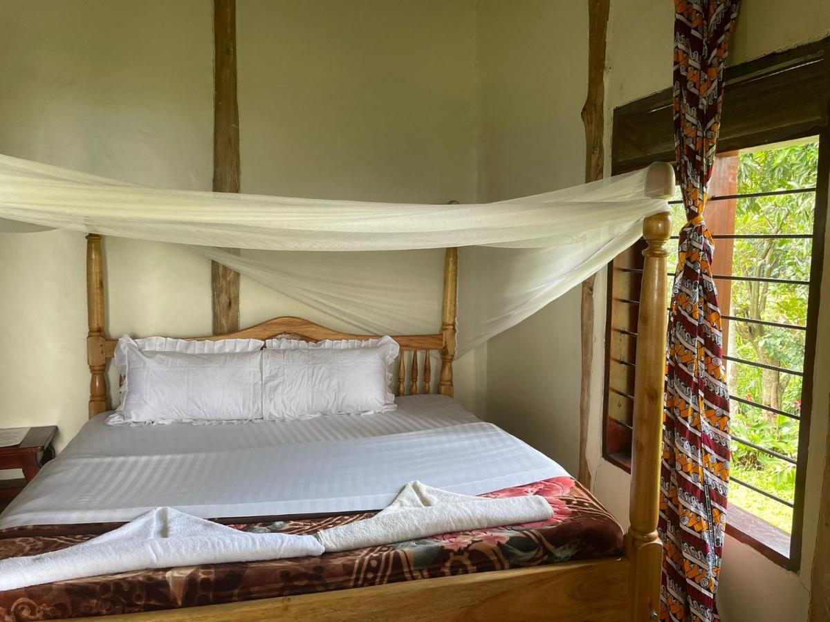 Lake Nkuruba Nature Reserve Hotell Durama Eksteriør bilde