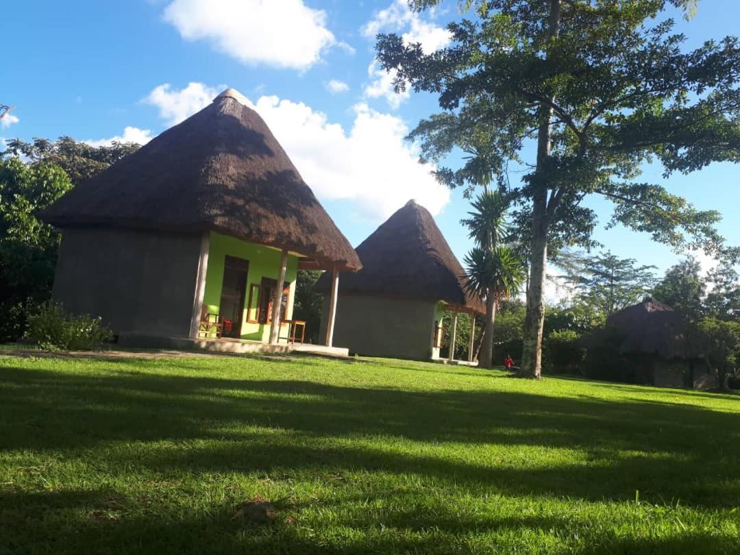 Lake Nkuruba Nature Reserve Hotell Durama Eksteriør bilde