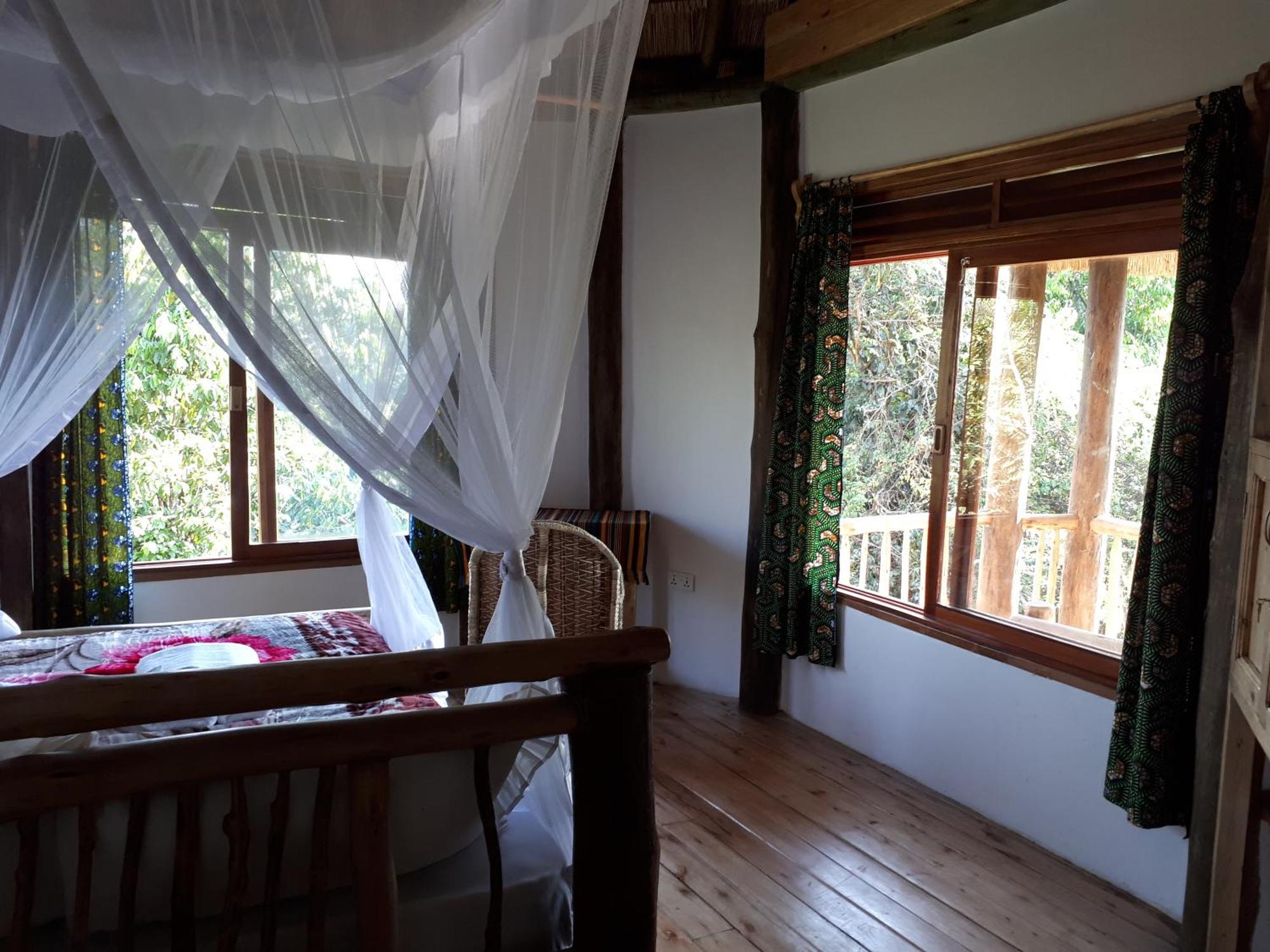 Lake Nkuruba Nature Reserve Hotell Durama Eksteriør bilde